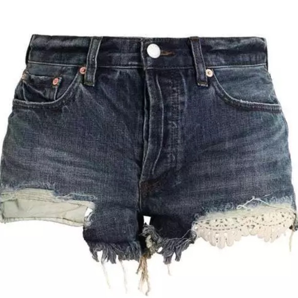 Free People OB585971 Avery Blue Daisy Chain Lace Cutoff Frayed Denim Short - Picture 6 of 10